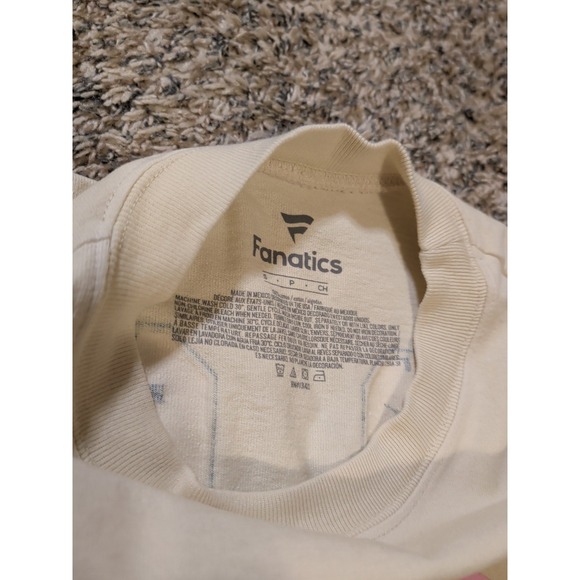 Fanatics Women's Cream Boston Red Sox Floral Preppy Cropped Long Sleeve T-Shirt - Picture 3 of 4